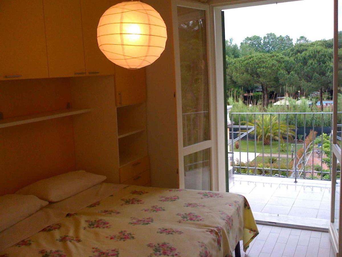 Apartment In Marina Di Massa - Toskana 24103 Exterior foto